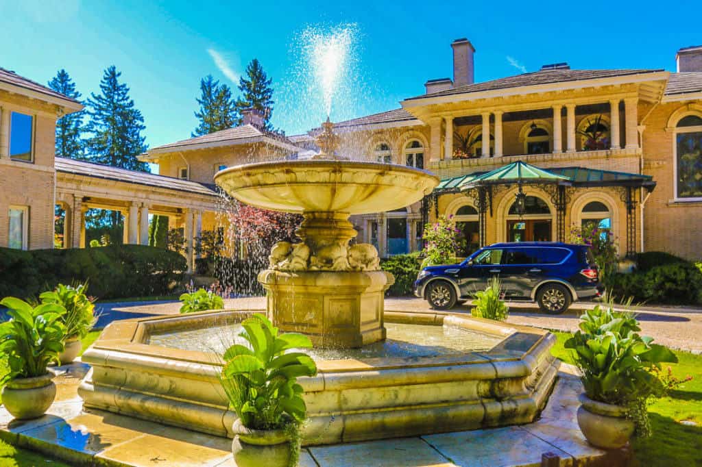 berkshires-resorts-restaurants-great-barrington-lenox-40