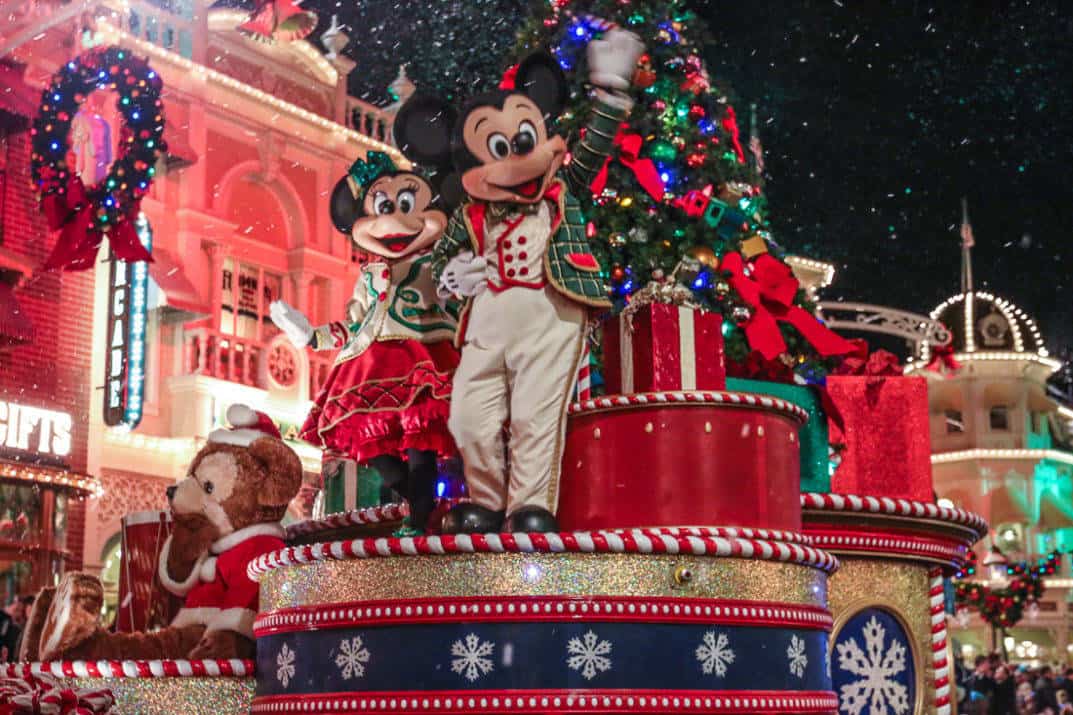 Why Mickey #39 s Very Merry Christmas Party is Totally Worth It