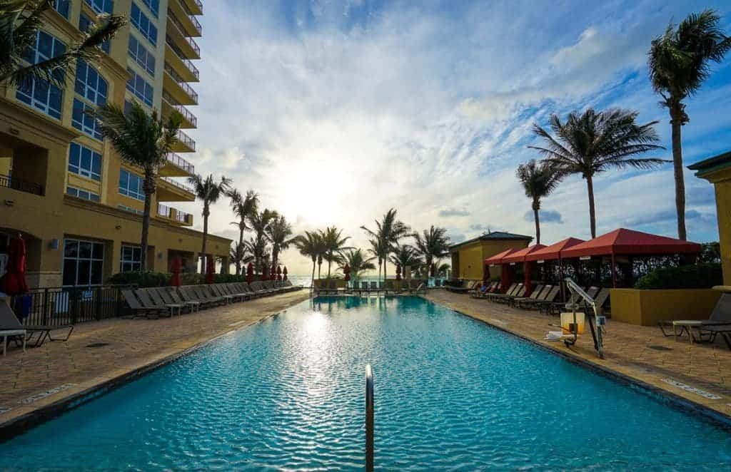 Marriott Singer Island Pool