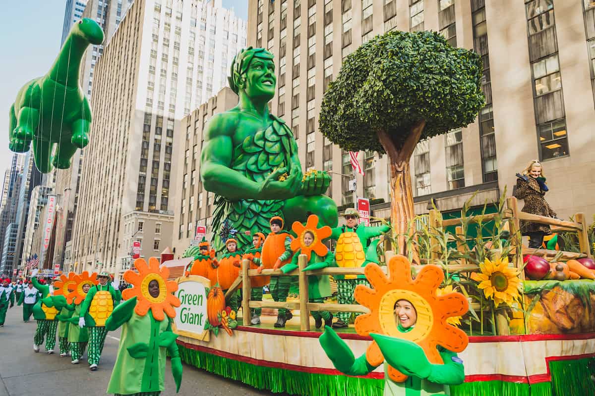 things to do at Christmas in new york city include the Macy's Day Parade