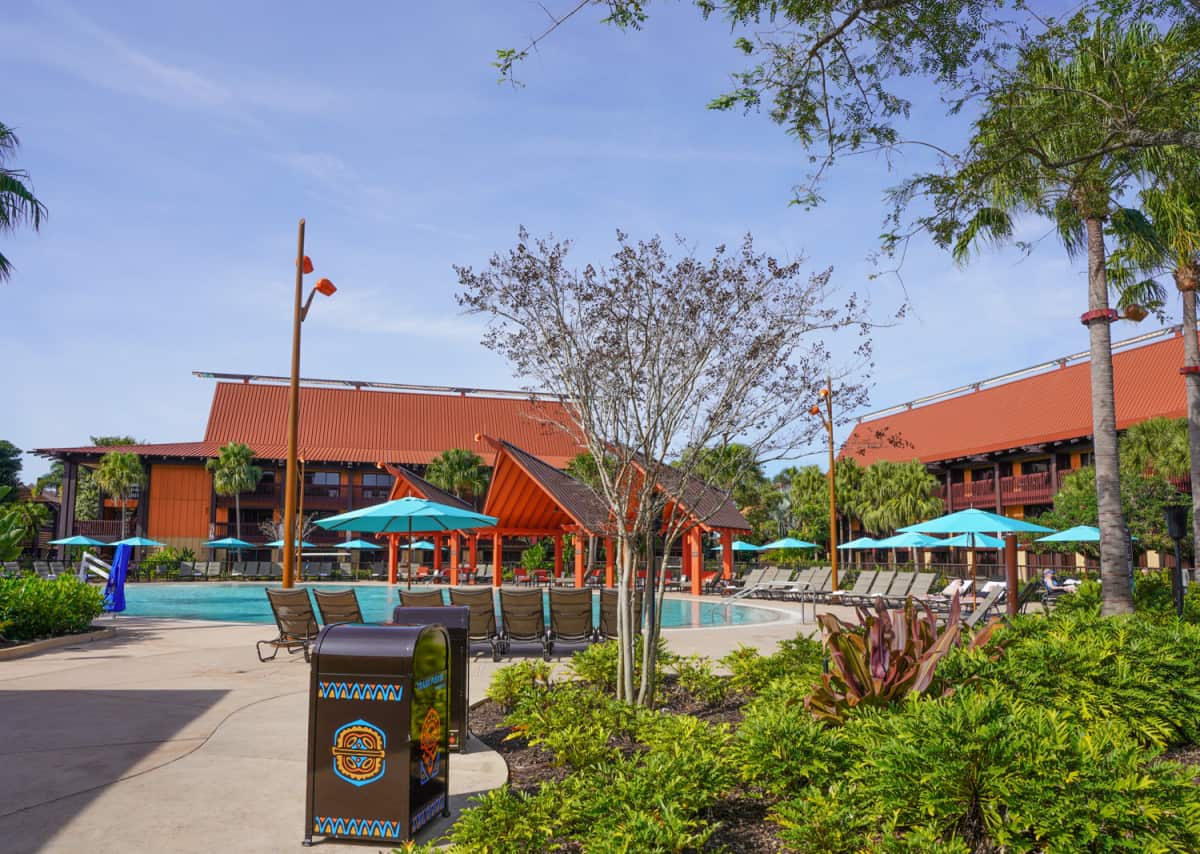 DIsney Polynesian Resort pools