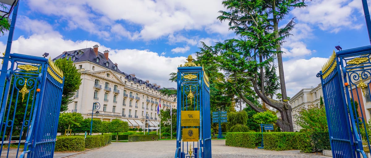 trianon palace versailles