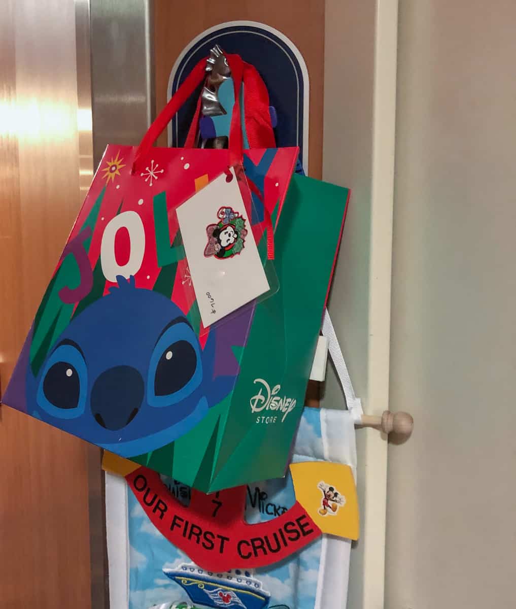 Disney Dream Cruise Ship Fish Extenders