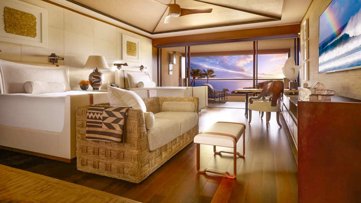 best luxury resorts in hawaii lanai