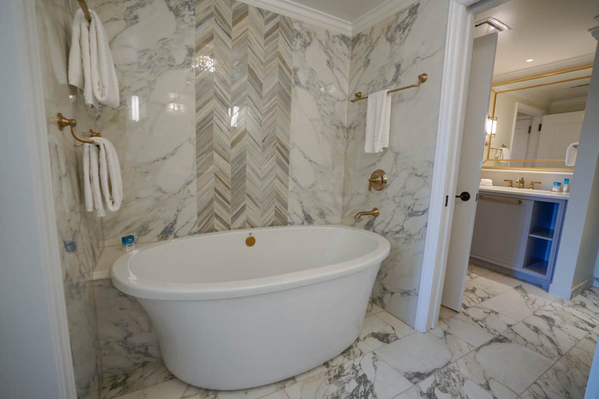 Disney Riviera Villa Bathroom and Tub