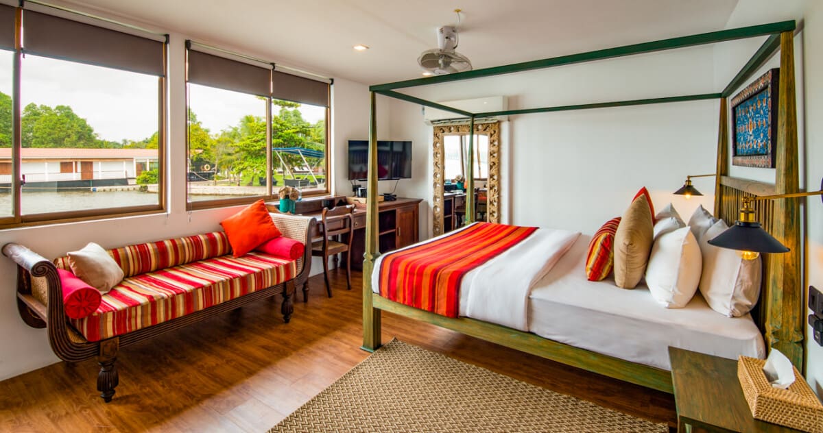 Flow Houseboat Rooms