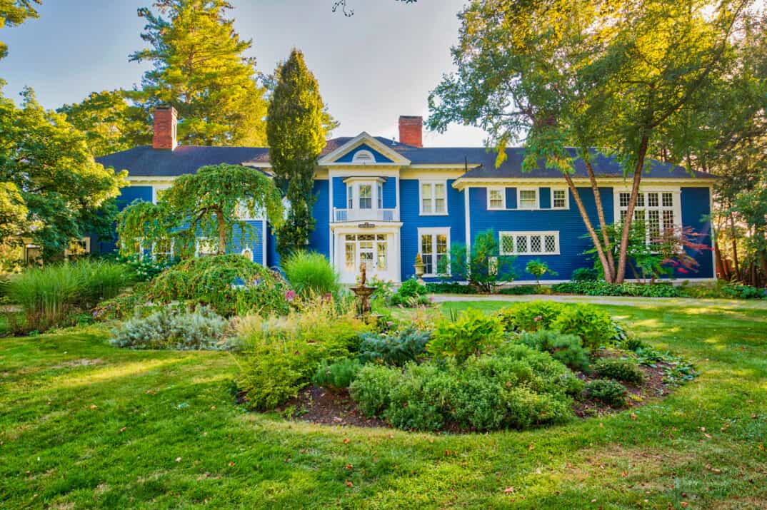 8 Luxury Berkshire Vacation Rentals To Escape It All in 2023