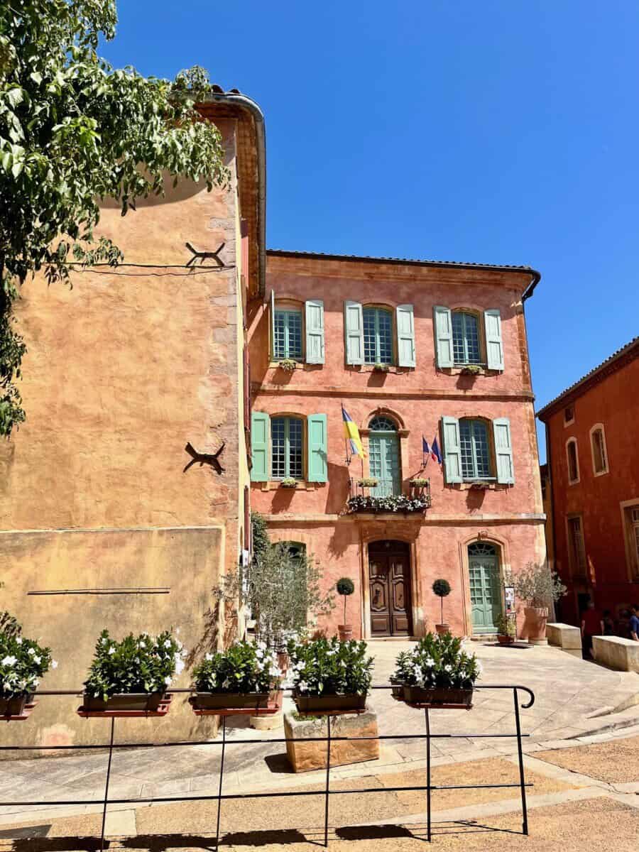 exterior of colorful building in Provence